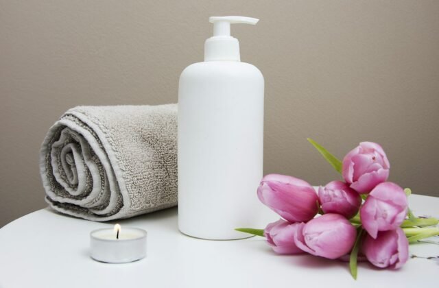 The Aesthetic Sunday Reset: An Hour-by-Hour Guide to Skin & Mind Restoration